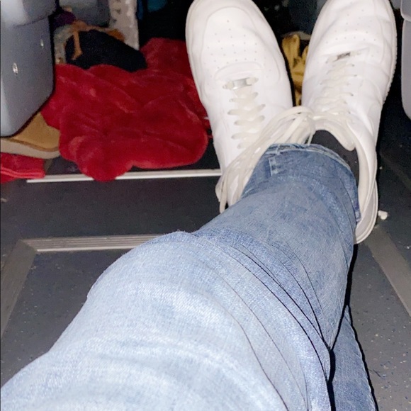 Meet your Posher, Chris - Picture 1 of 1